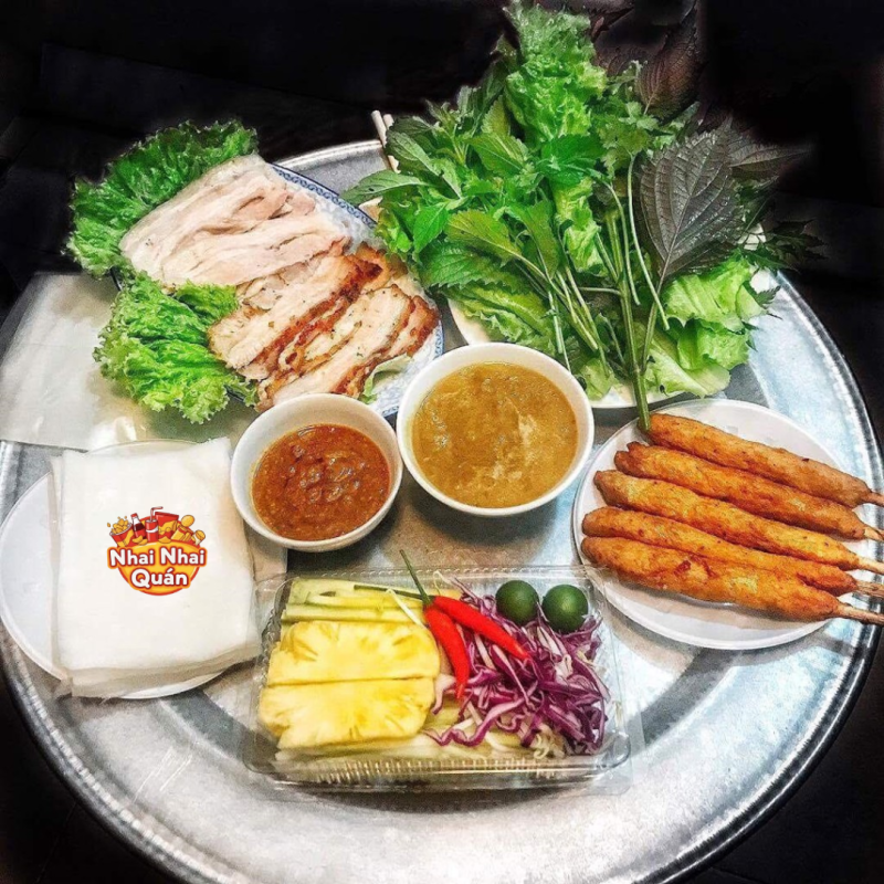 báng tráng cuốn thịt heo